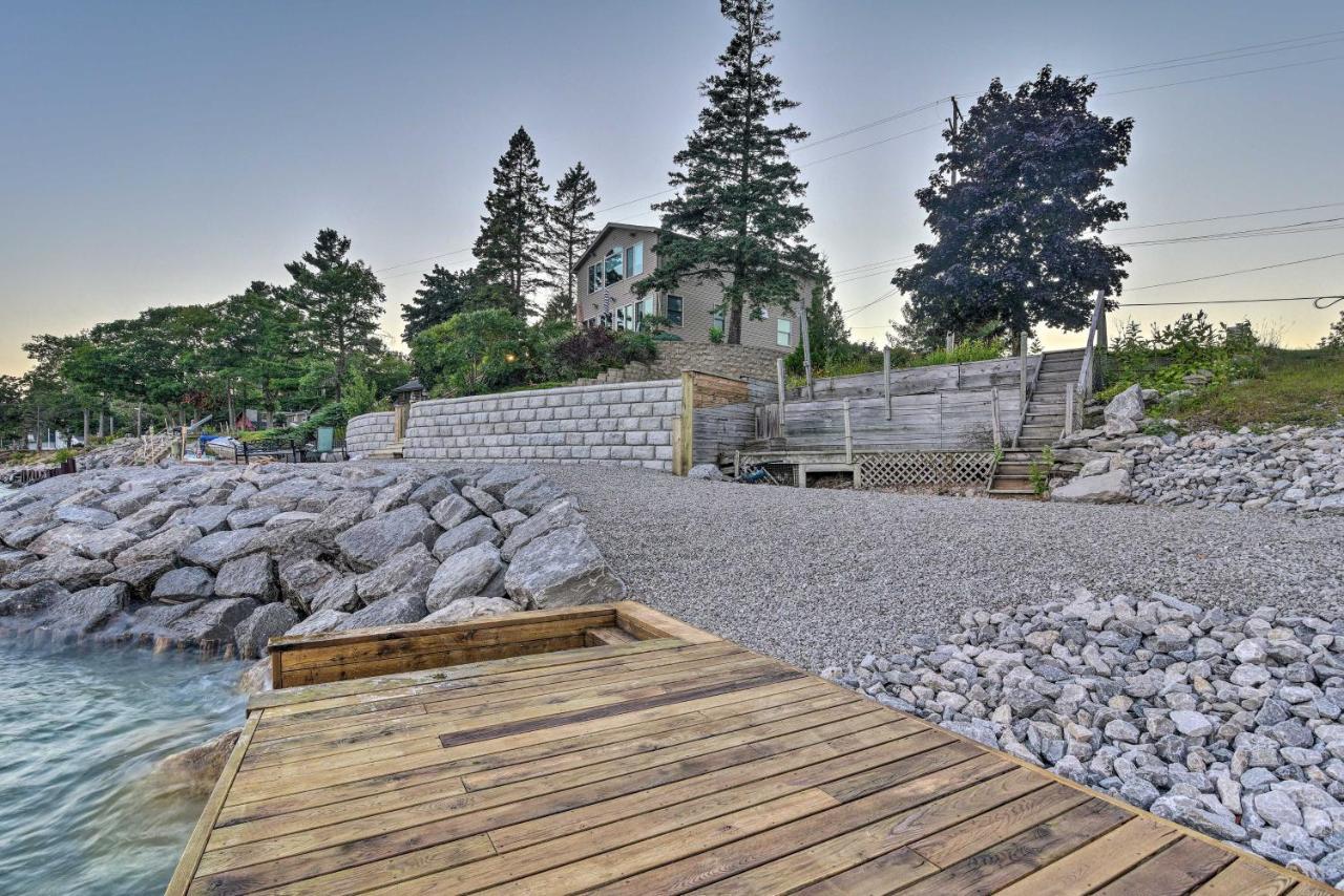 East Tawas Cabin With Lake Huron Access And Views Extérieur photo